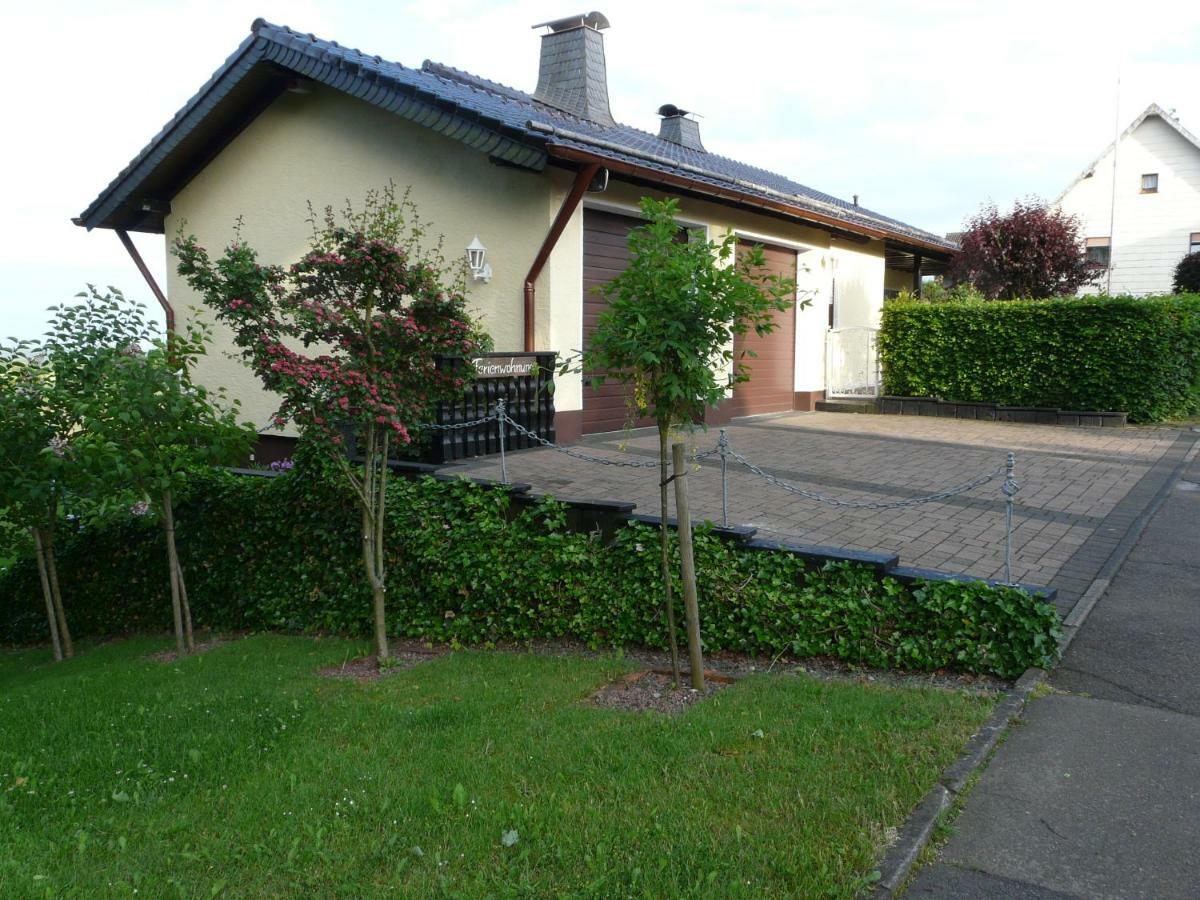 Ferienwohnung Panoramablick Schleiden Esterno foto